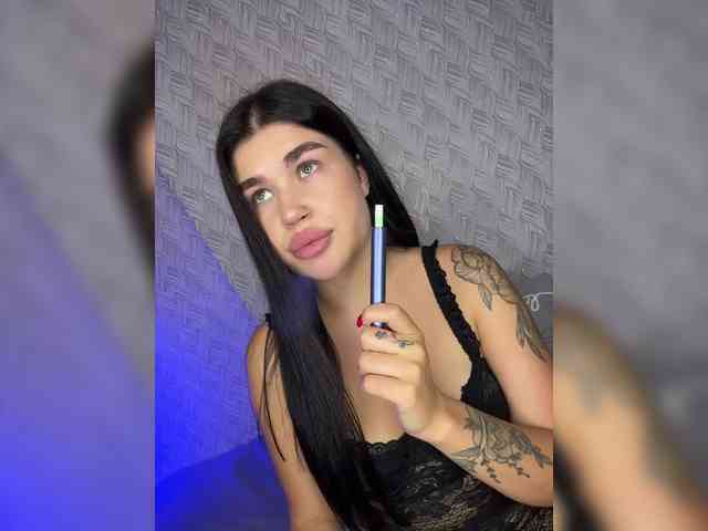 suchka-black- webcam