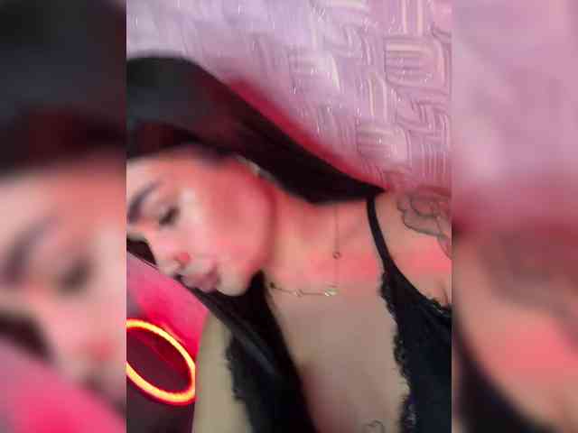 suchka-black- webcam