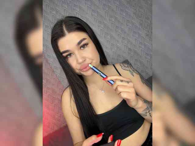 suchka-black- webcam
