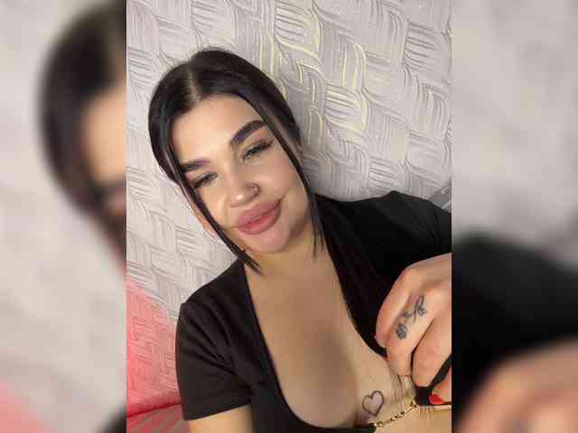 suchka-black- webcam