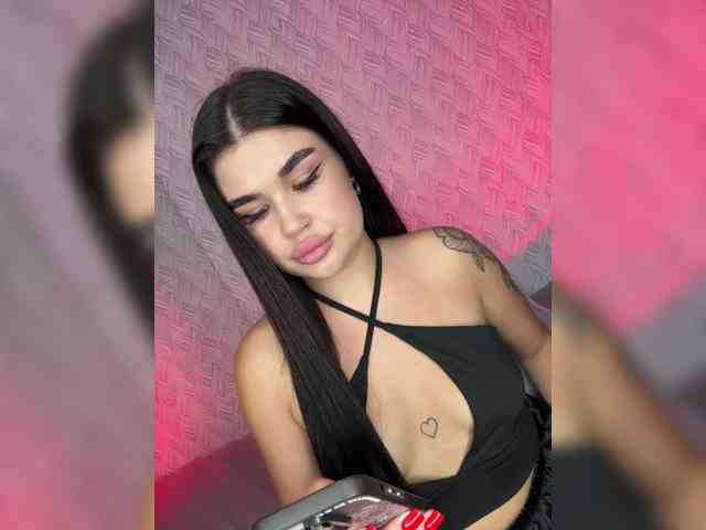suchka-black- webcam