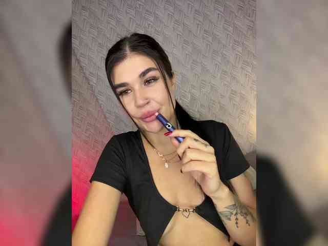 suchka-black- webcam