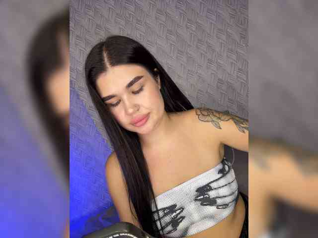suchka-black- webcam