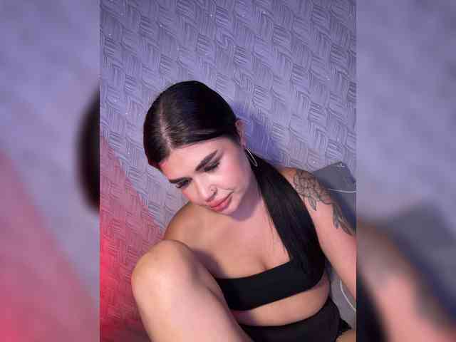 suchka-black- webcam