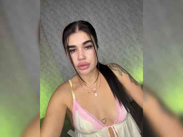 suchka-black- webcam