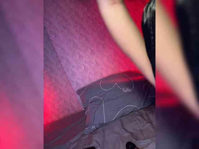 suchka-black- webcam