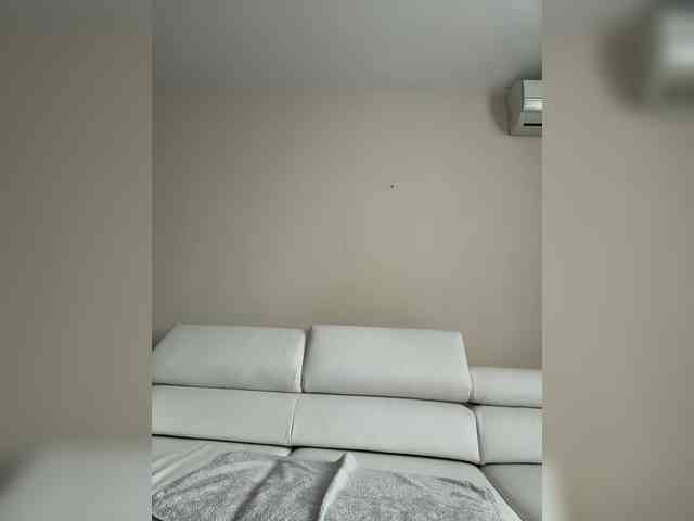 Модель: Roxysh