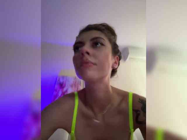 RoxyDoll Sex Cam Show