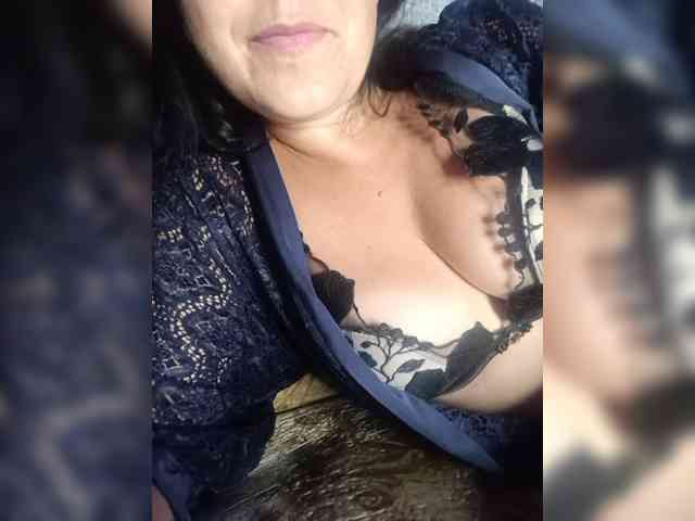 NikaNicole999 webcam