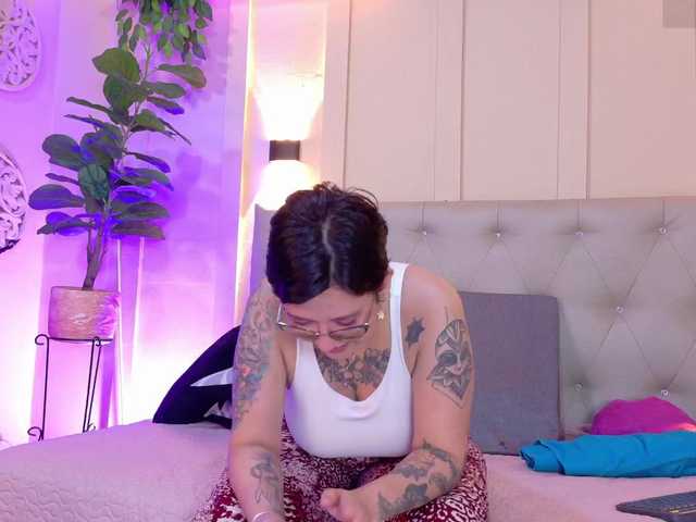 chloe-rosse live webcam show