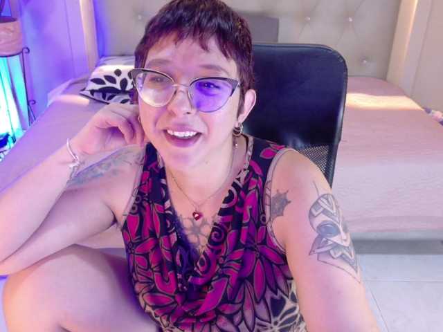 chloe-rosse live cam preview