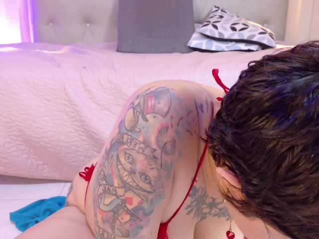 chloe-rosse live cam on BongaCams
