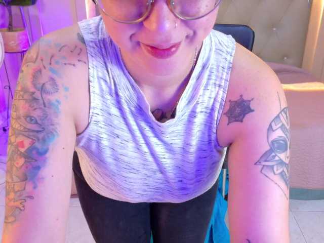 chloe-rosse live cam on BongaCams
