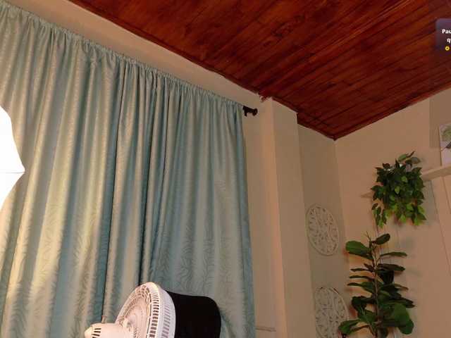 chloe-rosse live cam on BongaCams