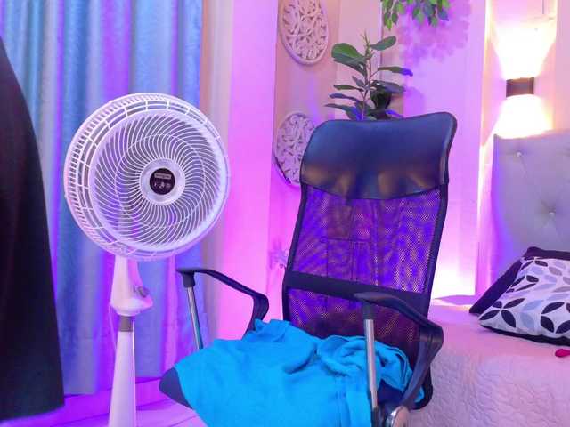 chloe-rosse live cam on BongaCams