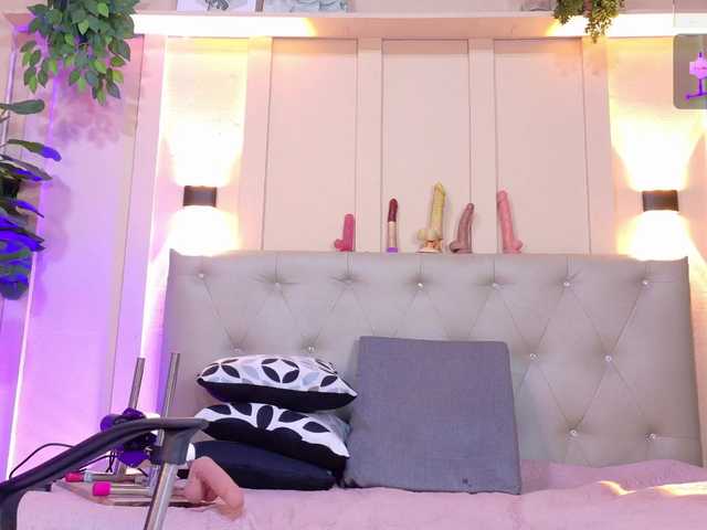 chloe-rosse live cam on UnifiedCams