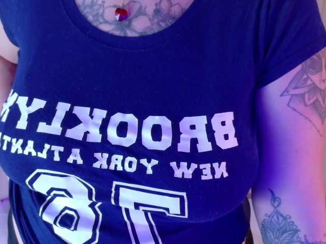 chloe-rosse live cam on BongaCams