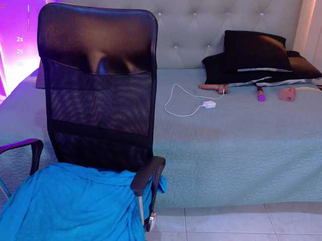 chloe-rosse live cam on BongaCams