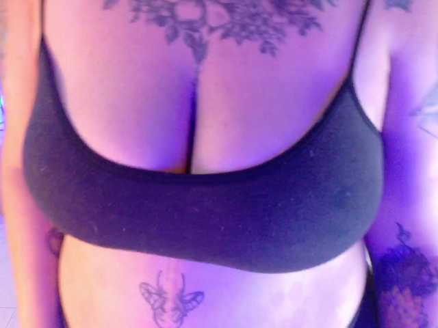 chloe-rosse live cam preview