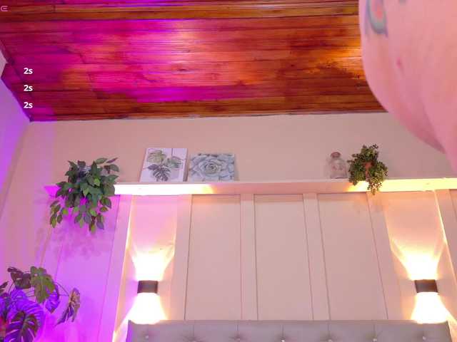 chloe-rosse's BongaCams show and profile