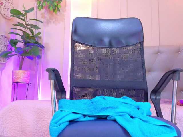 chloe-rosse live cam on BongaCams