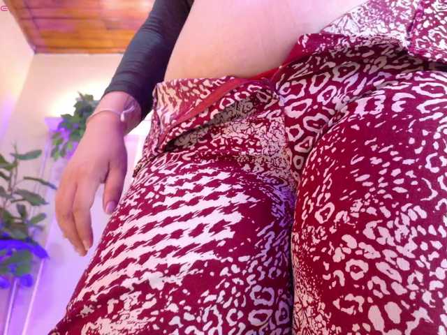 chloe-rosse live cam on BongaCams