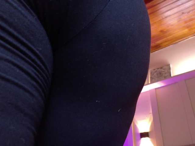 chloe-rosse live cam on BongaCams