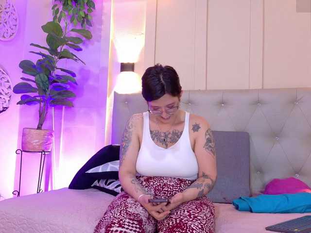 chloe-rosse live webcam show
