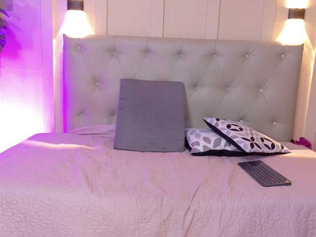 chloe-rosse live cam on BongaCams