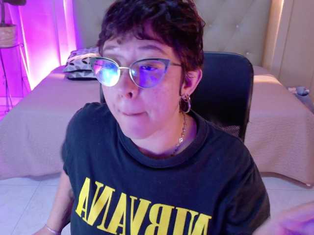 chloe-rosse live cam on BongaCams