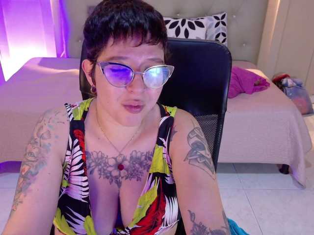 chloe-rosse live cam preview