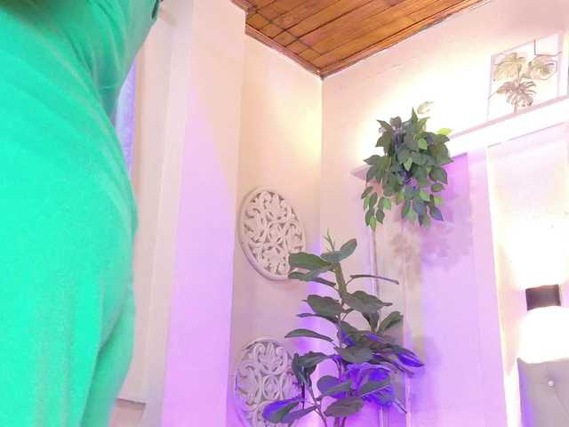 chloe-rosse live cam on BongaCams