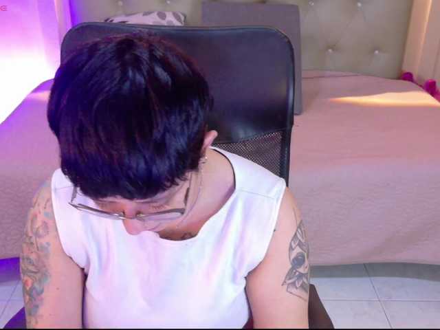 chloe-rosse live webcam show
