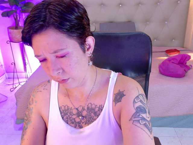 chloe-rosse live webcam show