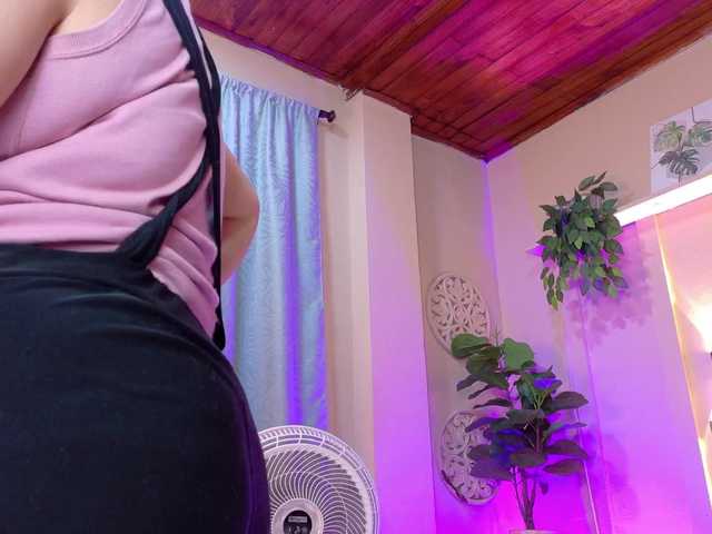 chloe-rosse live cam on BongaCams