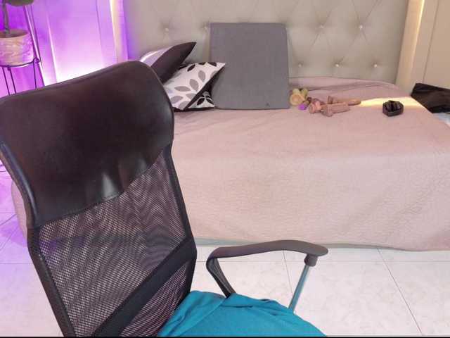 chloe-rosse live cam on BongaCams