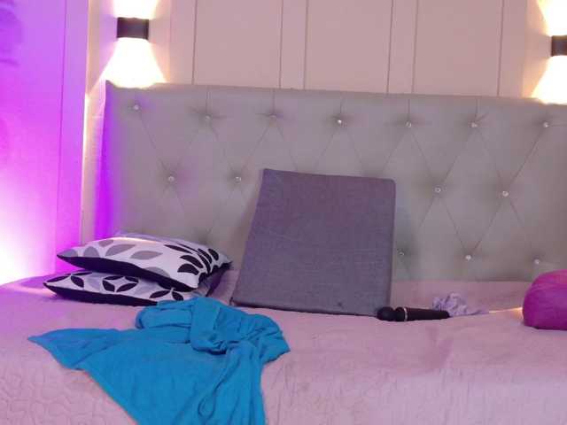 chloe-rosse live cam on BongaCams