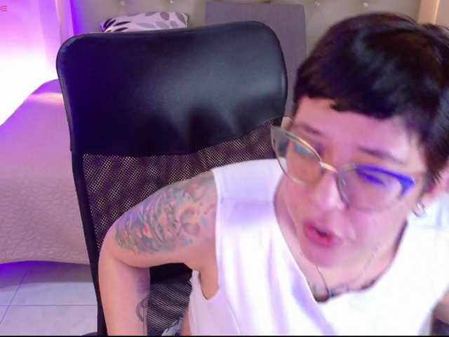 chloe-rosse live cam on BongaCams
