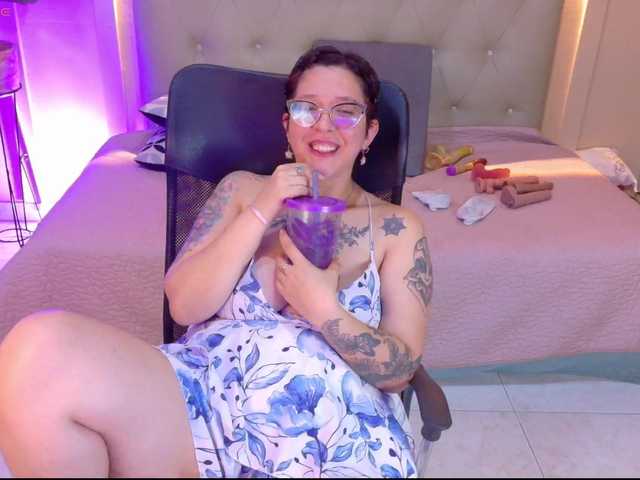 chloe-rosse live webcam show