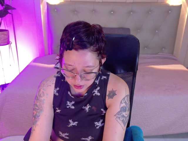chloe-rosse live cam preview