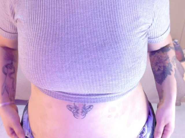 chloe-rosse live cam on BongaCams