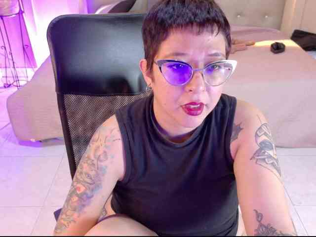 chloe-rosse webcam