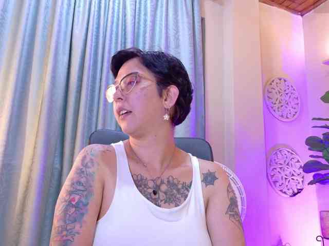 chloe-rosse webcam