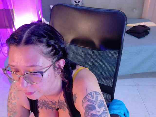 chloe-rosse Live Webcam on BongaCams