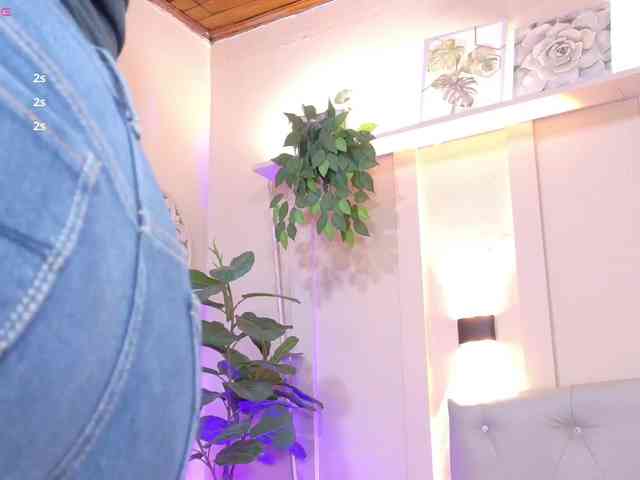 chloe-rosse chloe-rosse