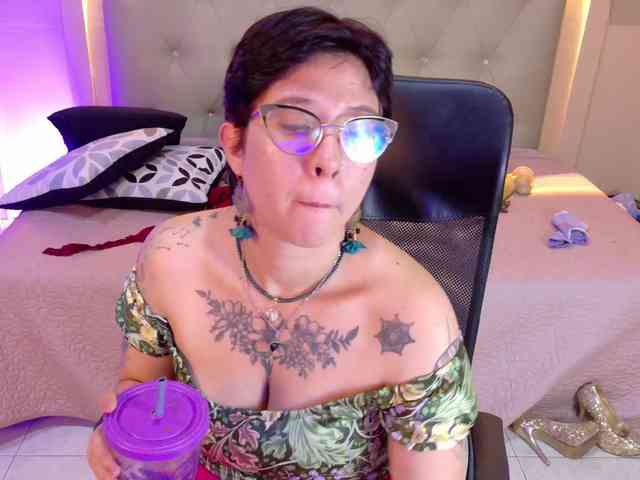 chloe-rosse webcam