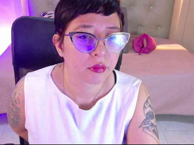 chloe-rosse chloe-rosse