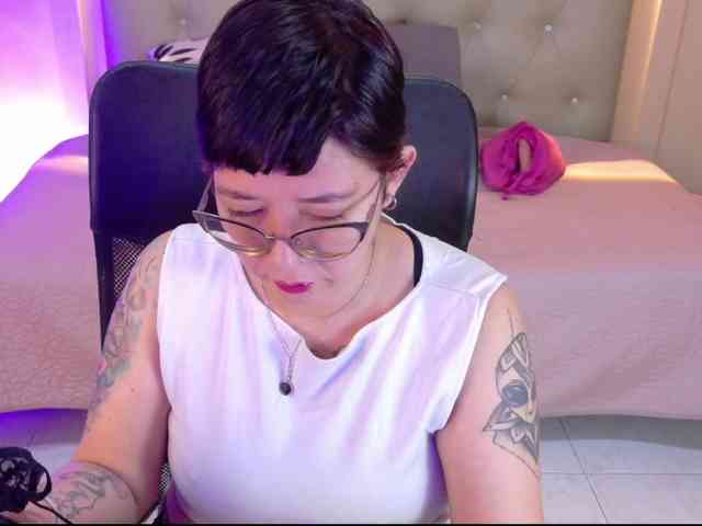 chloe-rosse webcam