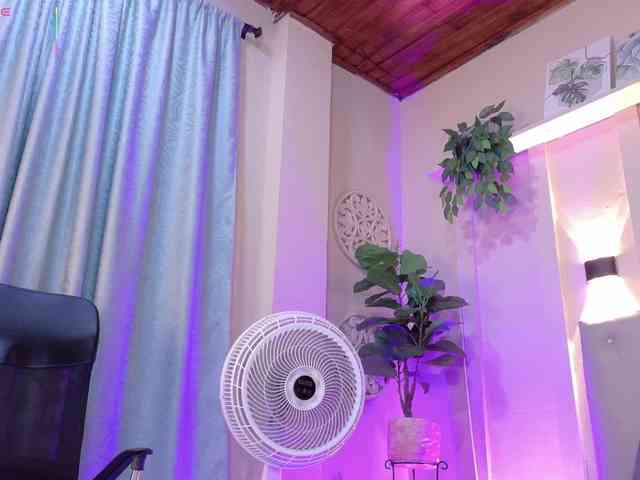 chloe-rosse Live Webcam on BongaCams