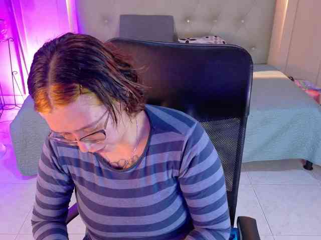 chloe-rosse chloe-rosse